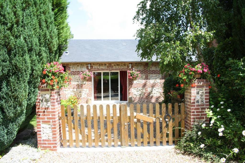 Villa L'Écurie d'Hubert Gerponville Exterior foto